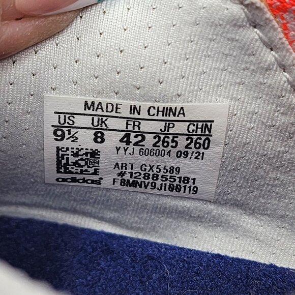 Adidas Ultraboost 2022 Running Shoes Womens 9.5 White Mesh Light wear - Picture 3 of 12